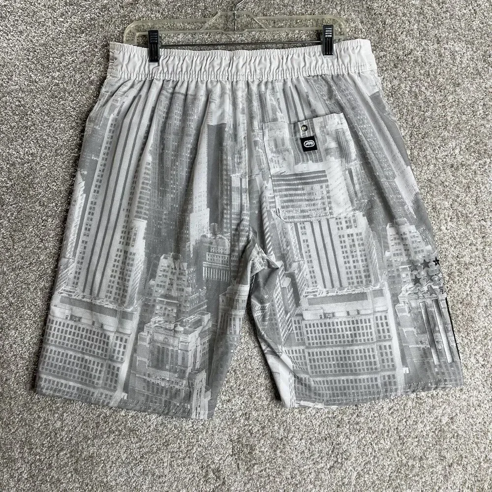 Ecko Unltd Lined Shorts Large White Building City AOP‎